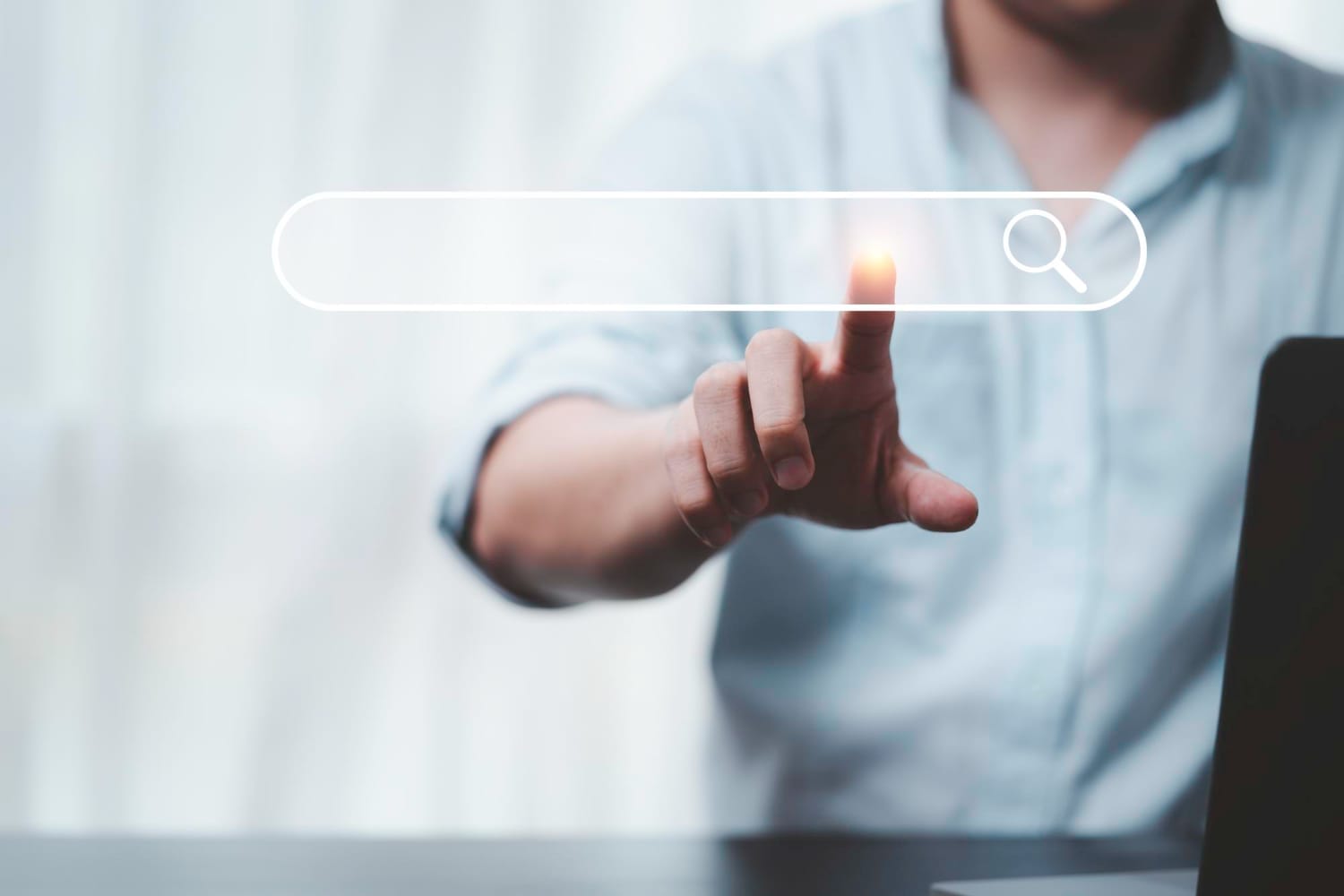 البحث في خيارات برنامج الأمين